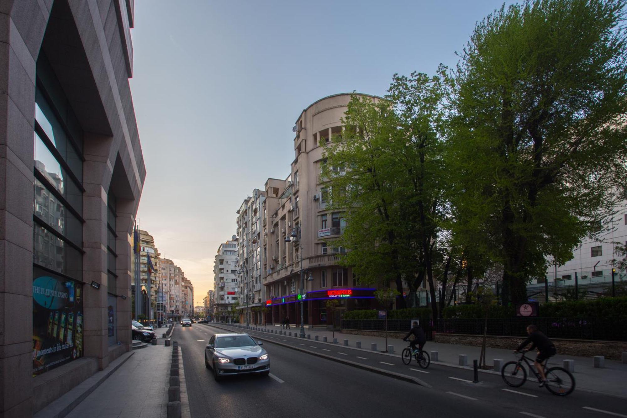 Eclectic 3 Bedroom Calea Victoriei By Urbanesq Bukarest Exterior foto
