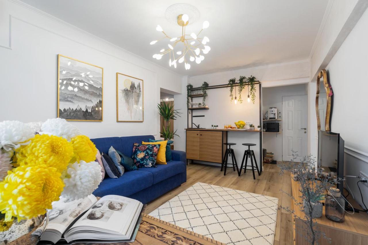 Eclectic 3 Bedroom Calea Victoriei By Urbanesq Bukarest Exterior foto